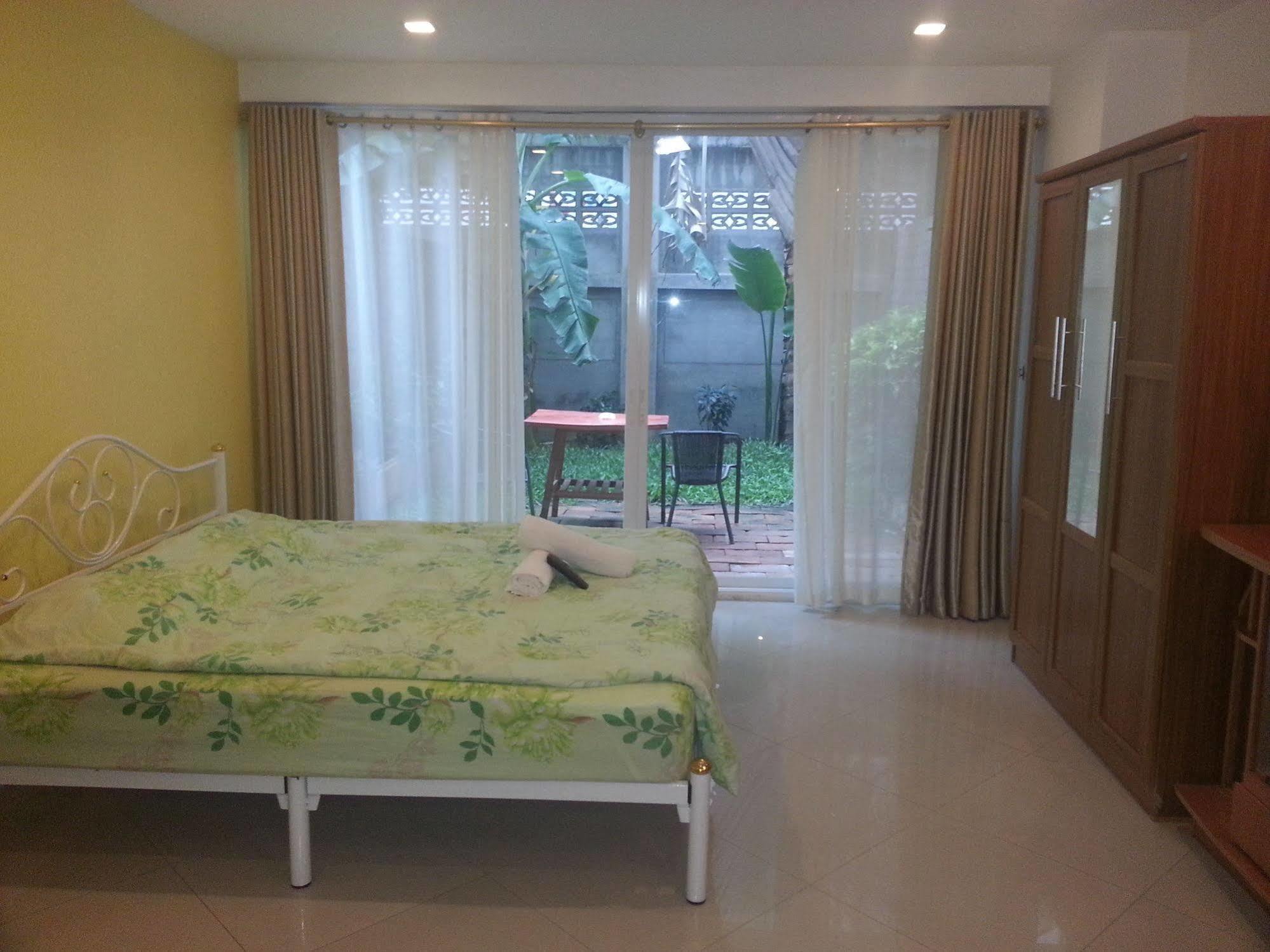 Daisy Residence Jomtien Beach Eksteriør billede